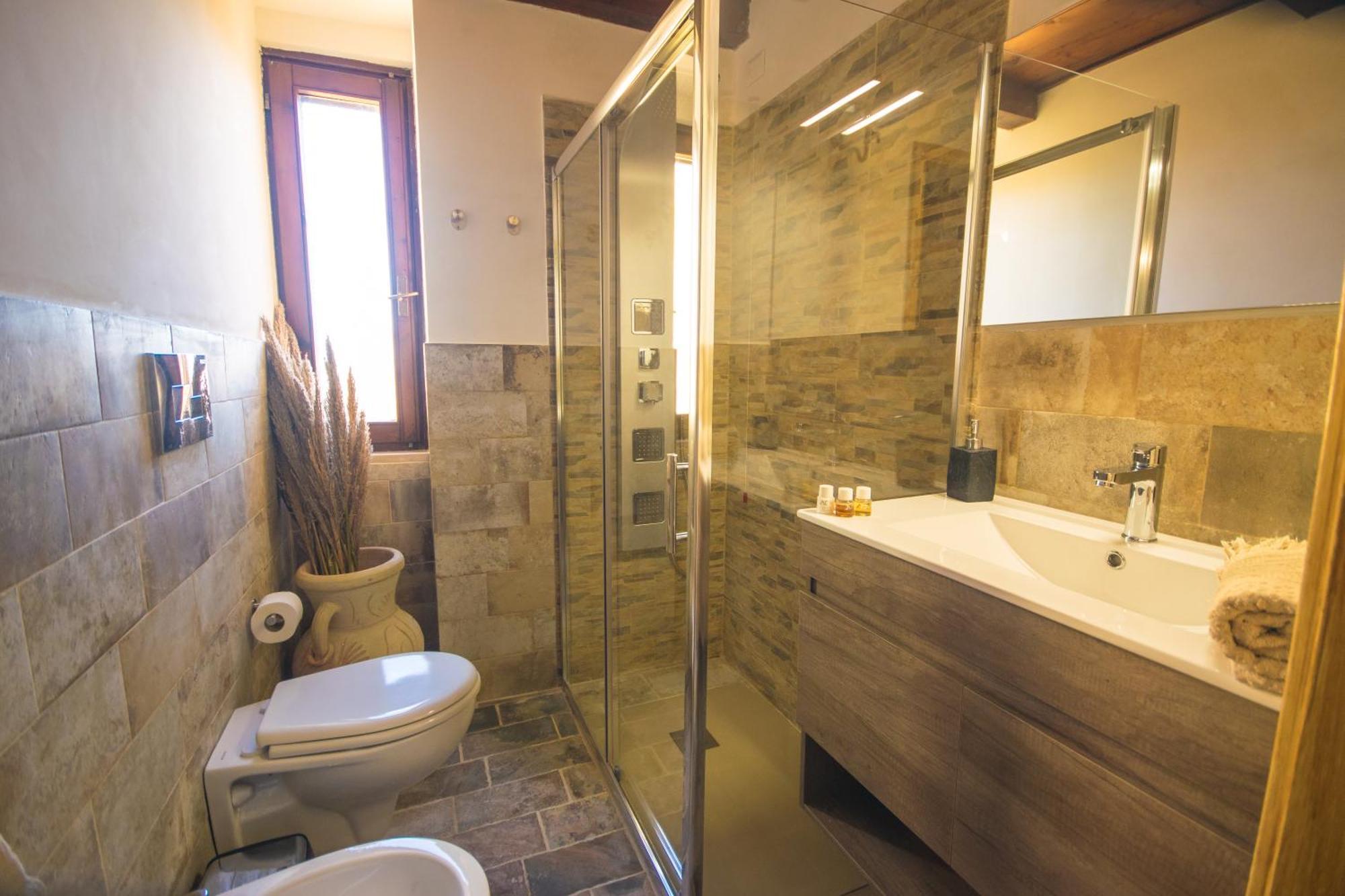 Roman Ruins - Elegant Apartment Олбия Екстериор снимка
